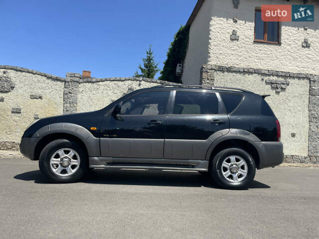 Чорний Cанг Йонг Rexton, об'ємом двигуна 2.8 л та пробігом 184 тис. км за 5300 $, фото 12 на Automoto.ua
