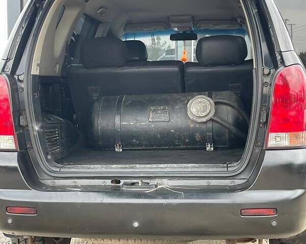 Чорний Cанг Йонг Rexton, об'ємом двигуна 2.8 л та пробігом 120 тис. км за 4400 $, фото 6 на Automoto.ua