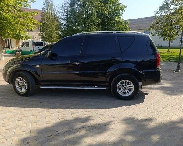 Чорний Cанг Йонг Rexton, об'ємом двигуна 2.7 л та пробігом 389 тис. км за 5900 $, фото 6 на Automoto.ua
