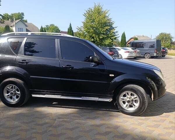 Чорний Cанг Йонг Rexton, об'ємом двигуна 2.7 л та пробігом 389 тис. км за 5900 $, фото 5 на Automoto.ua