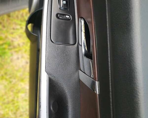 Черный Cанг Йонг Рекстон, объемом двигателя 2.7 л и пробегом 380 тыс. км за 7500 $, фото 10 на Automoto.ua