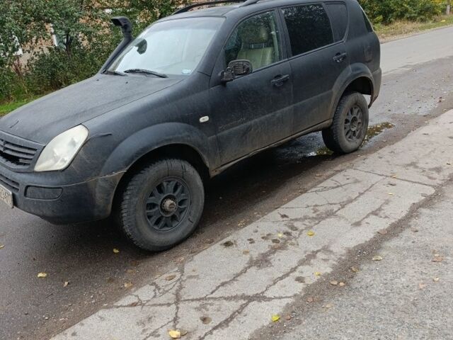 Чорний Cанг Йонг Rexton, об'ємом двигуна 0 л та пробігом 100 тис. км за 3500 $, фото 1 на Automoto.ua