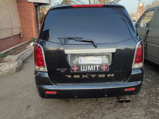 Чорний Cанг Йонг Rexton, об'ємом двигуна 0 л та пробігом 350 тис. км за 4900 $, фото 3 на Automoto.ua
