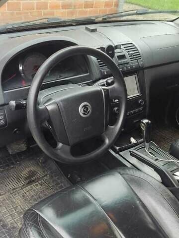 Черный Cанг Йонг Рекстон, объемом двигателя 2.7 л и пробегом 300 тыс. км за 3800 $, фото 4 на Automoto.ua