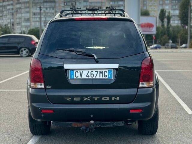 Чорний Cанг Йонг Rexton, об'ємом двигуна 2.7 л та пробігом 247 тис. км за 6000 $, фото 5 на Automoto.ua