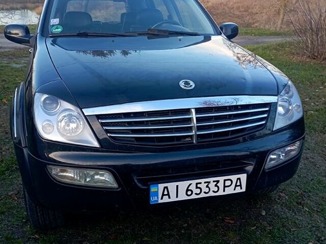 Чорний Cанг Йонг Rexton, об'ємом двигуна 2.7 л та пробігом 262 тис. км за 6700 $, фото 2 на Automoto.ua