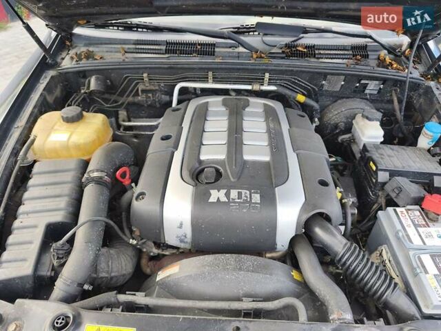 Чорний Cанг Йонг Rexton, об'ємом двигуна 2.7 л та пробігом 240 тис. км за 6600 $, фото 21 на Automoto.ua