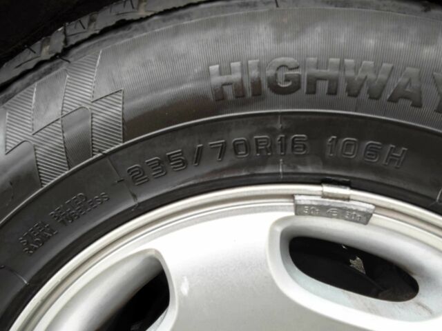 Черный Cанг Йонг Рекстон, объемом двигателя 2.7 л и пробегом 46 тыс. км за 4500 $, фото 10 на Automoto.ua