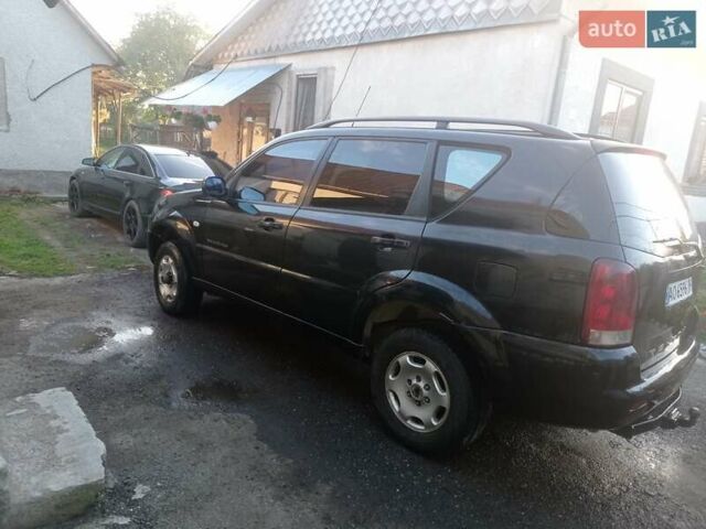 Черный Cанг Йонг Рекстон, объемом двигателя 2.7 л и пробегом 220 тыс. км за 4500 $, фото 11 на Automoto.ua