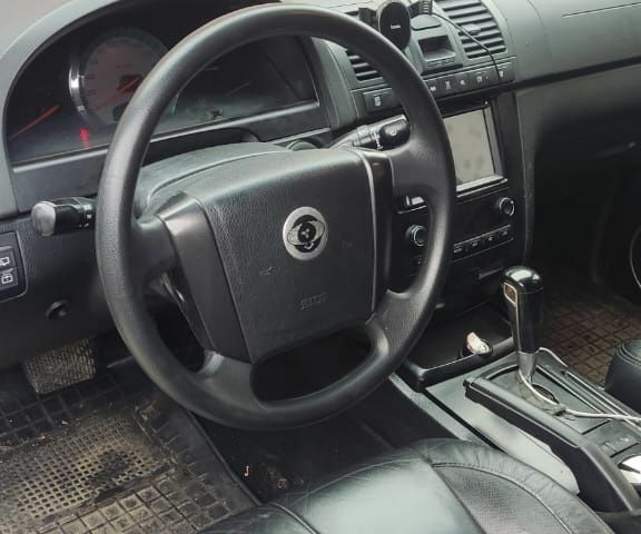 Черный Cанг Йонг Рекстон, объемом двигателя 0 л и пробегом 300 тыс. км за 3500 $, фото 4 на Automoto.ua