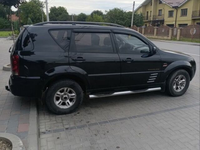 Чорний Cанг Йонг Rexton, об'ємом двигуна 2.7 л та пробігом 352 тис. км за 8000 $, фото 7 на Automoto.ua