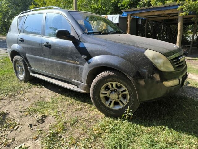 Черный Cанг Йонг Рекстон, объемом двигателя 0 л и пробегом 239 тыс. км за 3800 $, фото 4 на Automoto.ua