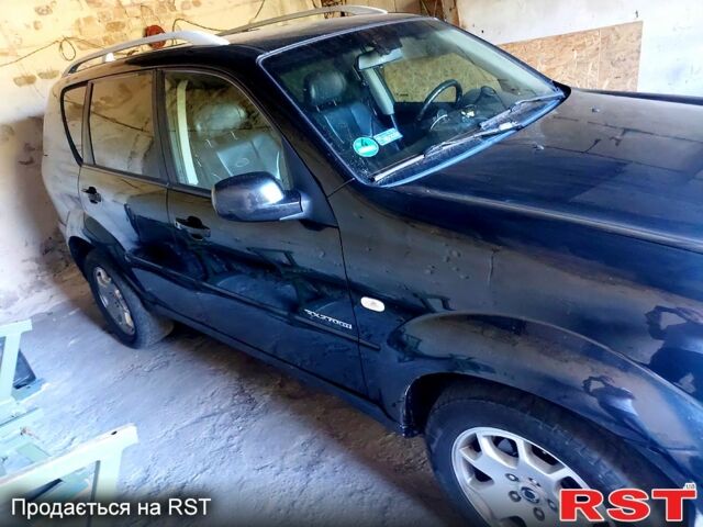 Чорний Cанг Йонг Rexton, об'ємом двигуна 2.7 л та пробігом 300 тис. км за 4000 $, фото 2 на Automoto.ua