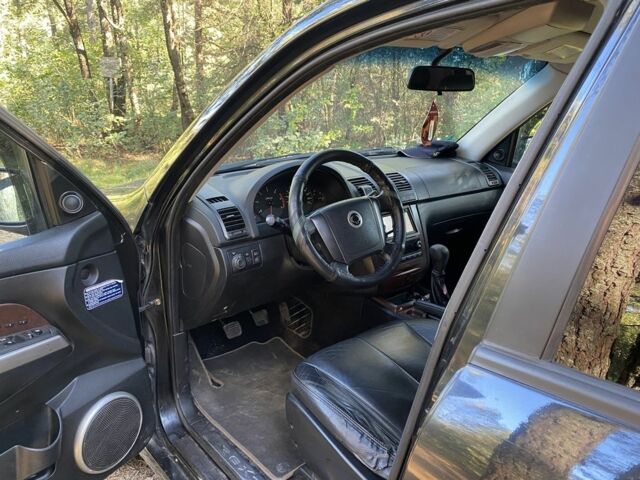 Чорний Cанг Йонг Rexton, об'ємом двигуна 0 л та пробігом 199 тис. км за 5901 $, фото 19 на Automoto.ua