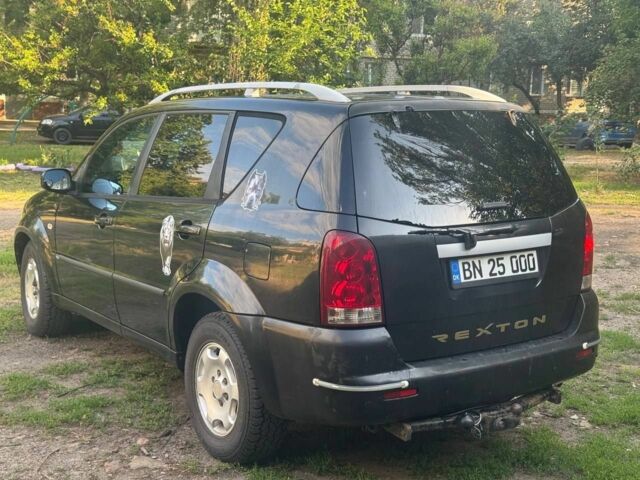 Чорний Cанг Йонг Rexton, об'ємом двигуна 0 л та пробігом 178 тис. км за 3400 $, фото 7 на Automoto.ua