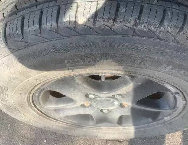Чорний Cанг Йонг Rexton, об'ємом двигуна 0 л та пробігом 450 тис. км за 3300 $, фото 5 на Automoto.ua