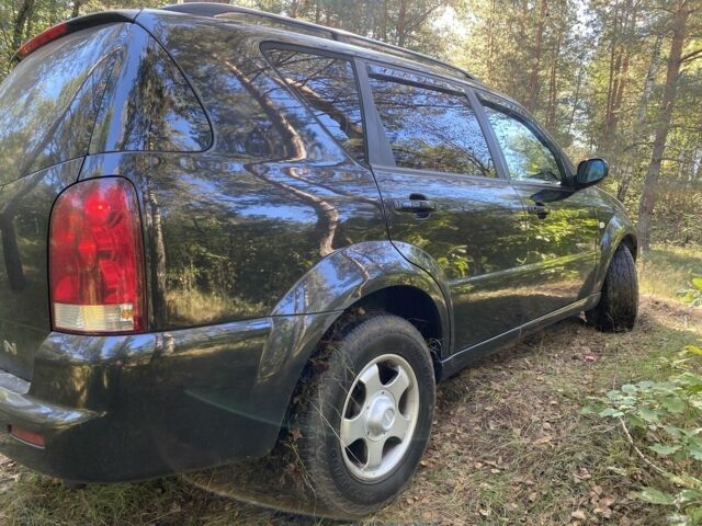 Чорний Cанг Йонг Rexton, об'ємом двигуна 0 л та пробігом 199 тис. км за 5901 $, фото 5 на Automoto.ua