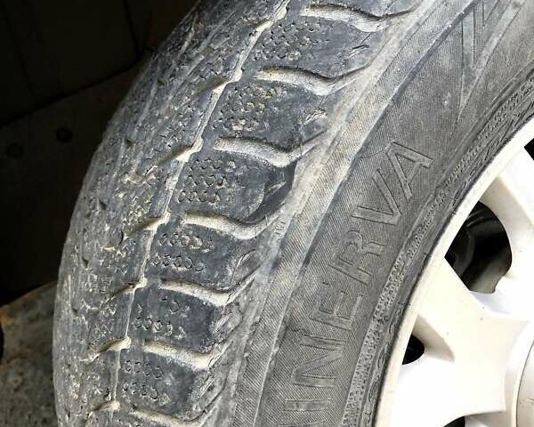 Чорний Cанг Йонг Rexton, об'ємом двигуна 2.7 л та пробігом 135 тис. км за 6998 $, фото 36 на Automoto.ua