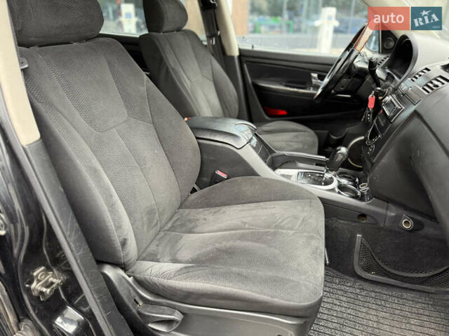 Чорний Cанг Йонг Rexton, об'ємом двигуна 2.7 л та пробігом 314 тис. км за 5900 $, фото 13 на Automoto.ua