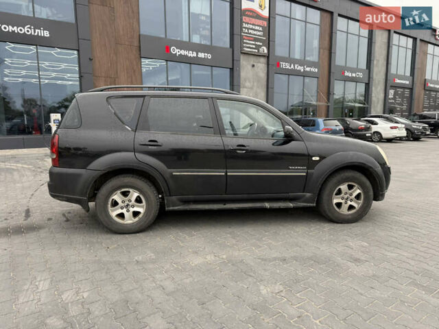 Чорний Cанг Йонг Rexton, об'ємом двигуна 2.7 л та пробігом 314 тис. км за 5900 $, фото 5 на Automoto.ua