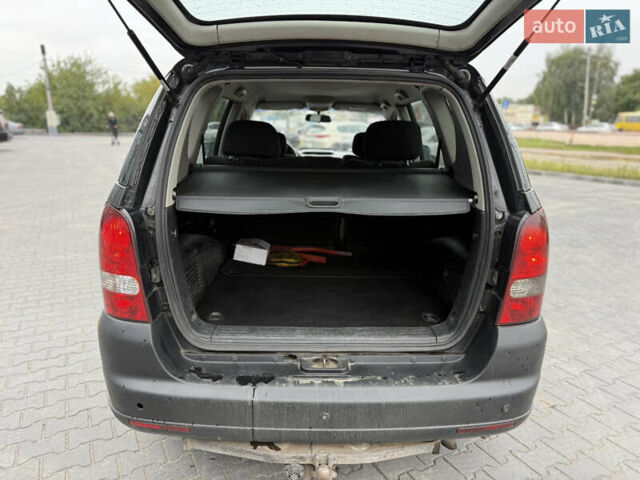 Чорний Cанг Йонг Rexton, об'ємом двигуна 2.7 л та пробігом 314 тис. км за 5900 $, фото 15 на Automoto.ua