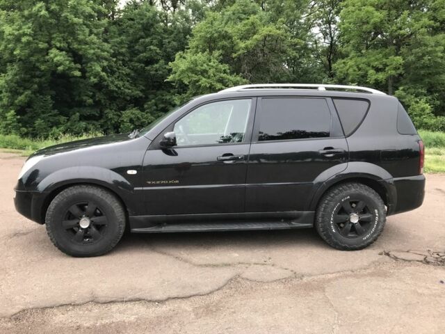 Чорний Cанг Йонг Rexton, об'ємом двигуна 2.7 л та пробігом 253 тис. км за 4999 $, фото 7 на Automoto.ua