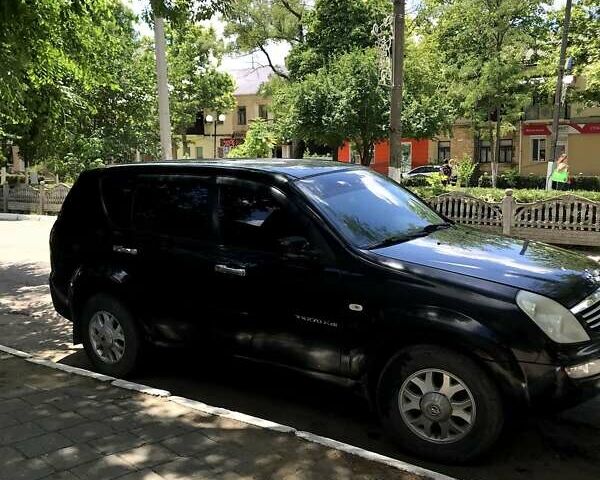 Чорний Cанг Йонг Rexton, об'ємом двигуна 2.7 л та пробігом 135 тис. км за 6998 $, фото 3 на Automoto.ua