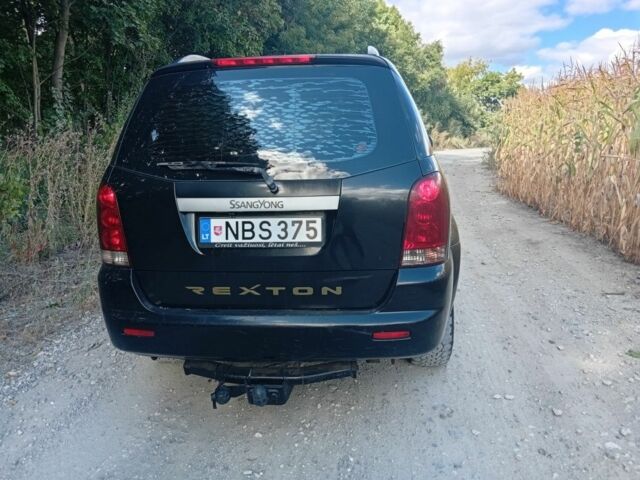 Чорний Cанг Йонг Rexton, об'ємом двигуна 2.7 л та пробігом 312 тис. км за 3194 $, фото 4 на Automoto.ua