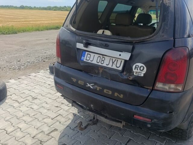Чорний Cанг Йонг Rexton, об'ємом двигуна 2.7 л та пробігом 322 тис. км за 2461 $, фото 3 на Automoto.ua