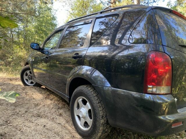 Чорний Cанг Йонг Rexton, об'ємом двигуна 0 л та пробігом 199 тис. км за 5901 $, фото 4 на Automoto.ua