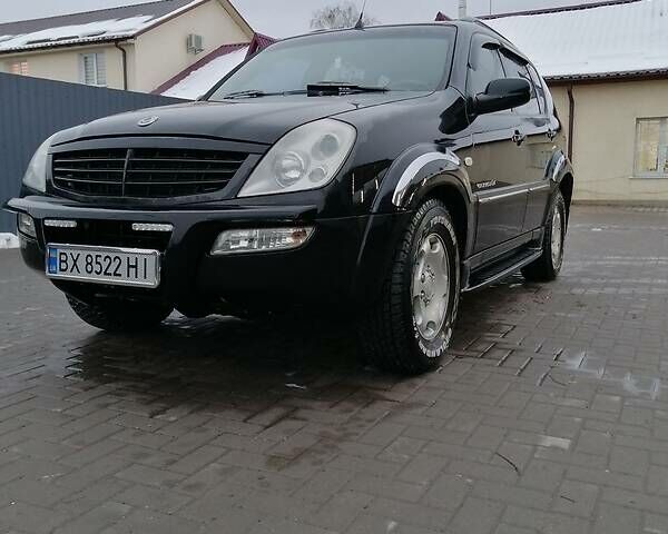 Чорний Cанг Йонг Rexton, об'ємом двигуна 2.7 л та пробігом 400 тис. км за 7300 $, фото 23 на Automoto.ua