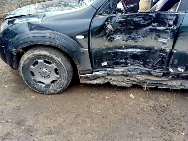 Чорний Cанг Йонг Rexton, об'ємом двигуна 2.7 л та пробігом 285 тис. км за 3300 $, фото 2 на Automoto.ua