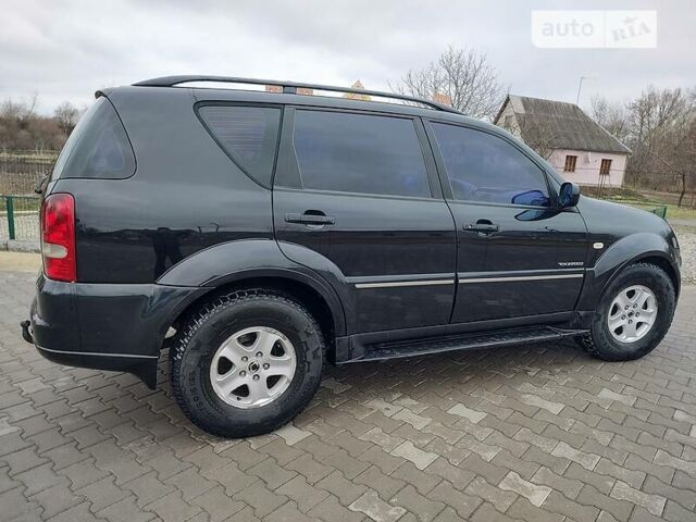 Чорний Cанг Йонг Rexton, об'ємом двигуна 0 л та пробігом 216 тис. км за 7800 $, фото 6 на Automoto.ua