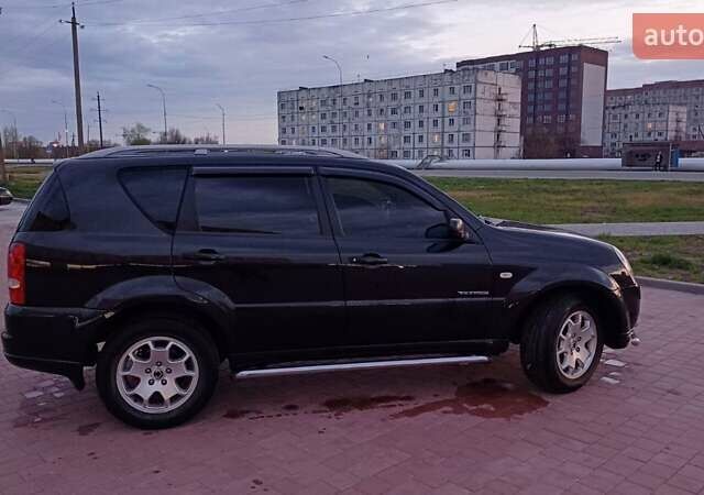 Черный Cанг Йонг Рекстон, объемом двигателя 2.7 л и пробегом 215 тыс. км за 7650 $, фото 10 на Automoto.ua