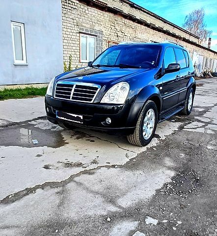 Cанг Йонг Рекстон 2007 в Каневе на Automoto.ua Черный Cанг Йонг Рекстон, объемом двигателя 2.7 л и пробегом 296 тыс. км за 5500 $, фото 6 на Automoto.ua