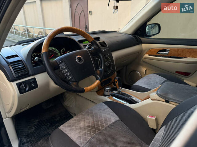 Чорний Cанг Йонг Rexton, об'ємом двигуна 2.7 л та пробігом 170 тис. км за 8300 $, фото 21 на Automoto.ua
