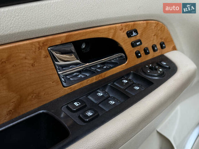 Чорний Cанг Йонг Rexton, об'ємом двигуна 2.7 л та пробігом 170 тис. км за 8300 $, фото 18 на Automoto.ua