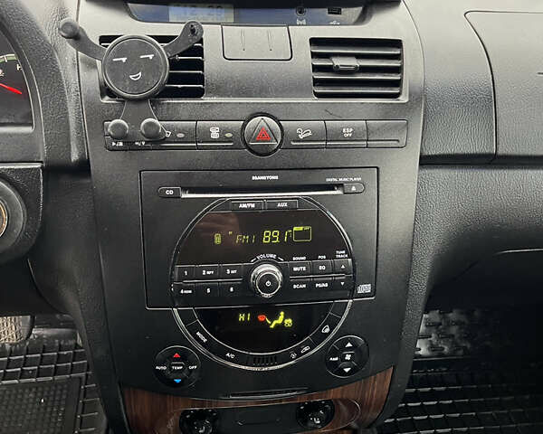 Чорний Cанг Йонг Rexton, об'ємом двигуна 2.69 л та пробігом 234 тис. км за 7150 $, фото 19 на Automoto.ua