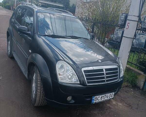 Чорний Cанг Йонг Rexton, об'ємом двигуна 2.7 л та пробігом 223 тис. км за 4850 $, фото 3 на Automoto.ua