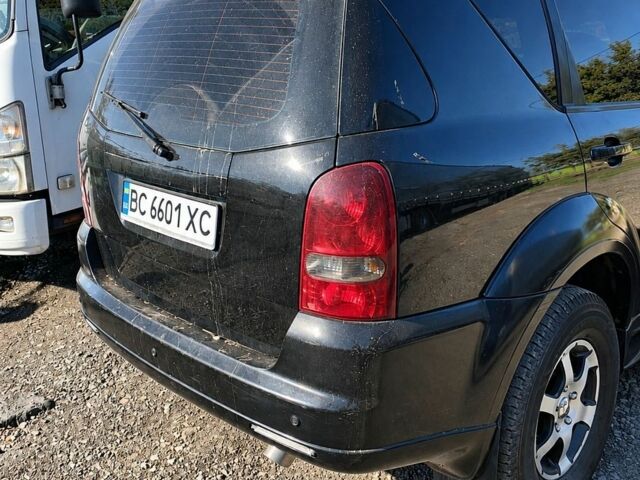 Чорний Cанг Йонг Rexton, об'ємом двигуна 2.7 л та пробігом 329 тис. км за 6999 $, фото 6 на Automoto.ua