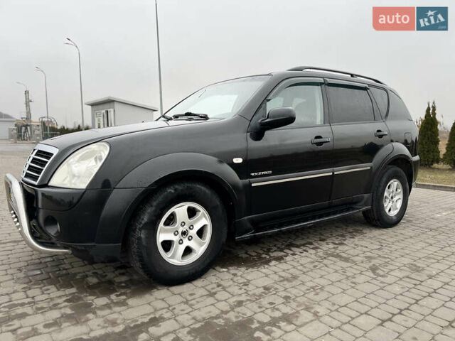 Чорний Cанг Йонг Rexton, об'ємом двигуна 2.69 л та пробігом 234 тис. км за 7150 $, фото 1 на Automoto.ua