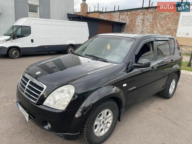 Чорний Cанг Йонг Rexton, об'ємом двигуна 2.7 л та пробігом 322 тис. км за 5399 $, фото 1 на Automoto.ua