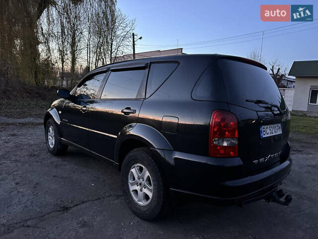 Чорний Cанг Йонг Rexton, об'ємом двигуна 2.7 л та пробігом 312 тис. км за 5950 $, фото 5 на Automoto.ua