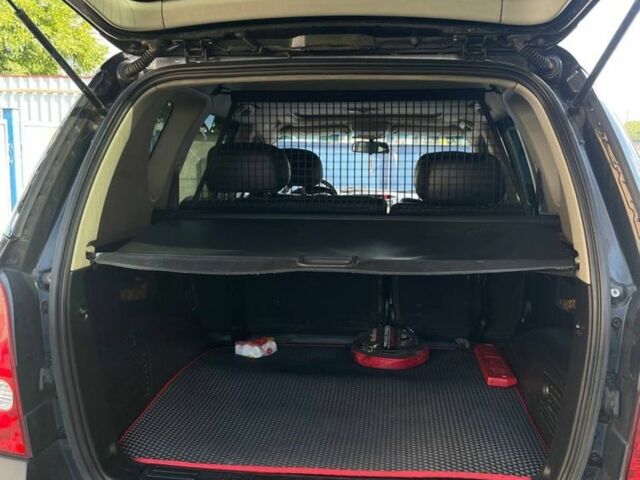 Чорний Cанг Йонг Rexton, об'ємом двигуна 2.7 л та пробігом 310 тис. км за 7000 $, фото 2 на Automoto.ua