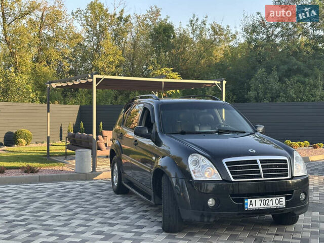 Чорний Cанг Йонг Rexton, об'ємом двигуна 2.7 л та пробігом 371 тис. км за 8900 $, фото 9 на Automoto.ua