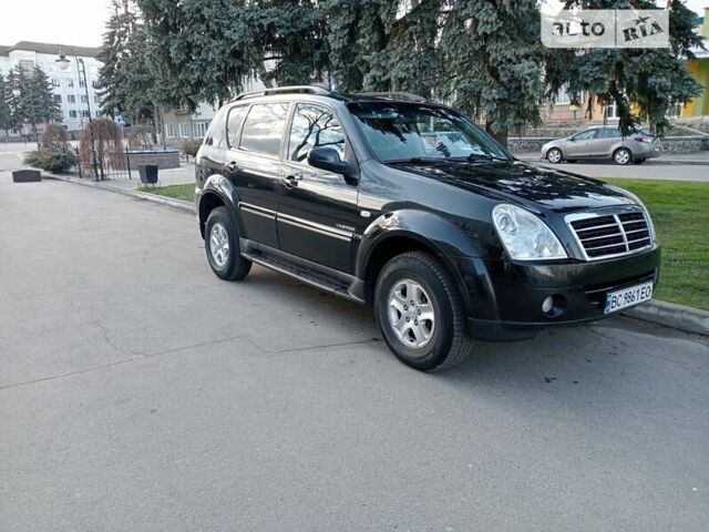 Чорний Cанг Йонг Rexton, об'ємом двигуна 2.7 л та пробігом 308 тис. км за 7900 $, фото 12 на Automoto.ua