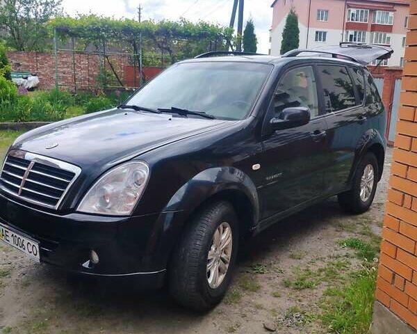 Чорний Cанг Йонг Rexton, об'ємом двигуна 2.7 л та пробігом 174 тис. км за 7150 $, фото 1 на Automoto.ua