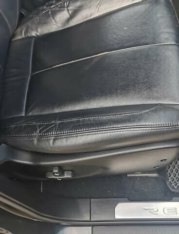 Чорний Cанг Йонг Rexton, об'ємом двигуна 2.7 л та пробігом 211 тис. км за 10700 $, фото 17 на Automoto.ua