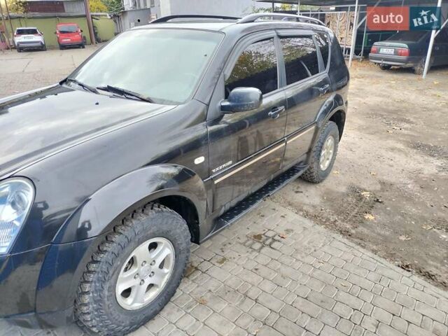 Чорний Cанг Йонг Rexton, об'ємом двигуна 2.7 л та пробігом 196 тис. км за 8200 $, фото 4 на Automoto.ua