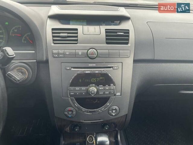 Чорний Cанг Йонг Rexton, об'ємом двигуна 2.7 л та пробігом 188 тис. км за 8650 $, фото 18 на Automoto.ua